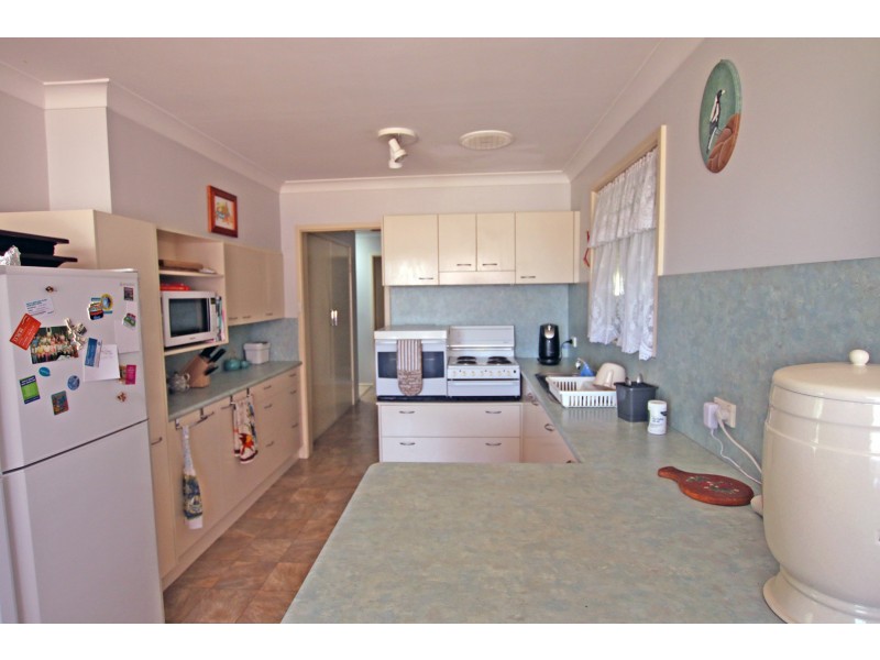 2 Omaru Crescent, Taree NSW 2430