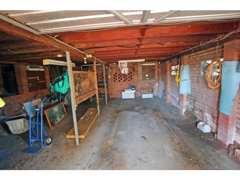 2 Omaru Crescent, Taree NSW 2430