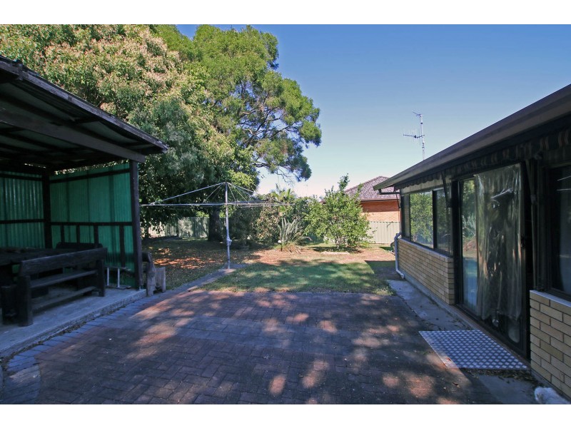 2 Omaru Crescent, Taree NSW 2430
