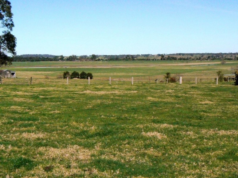 17 IRVINES ROAD, Orbost VIC 3888