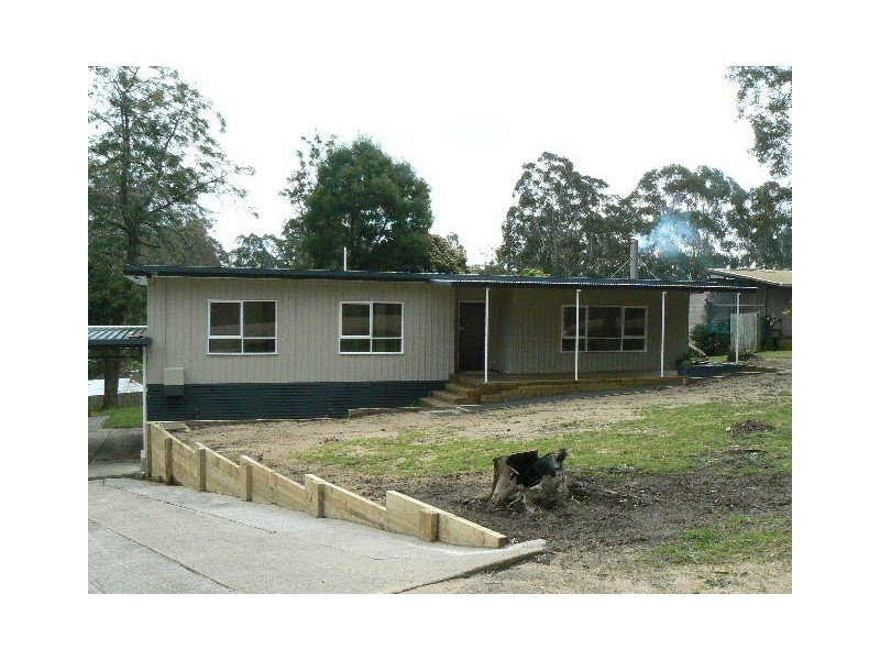 17 CENTRAL STREET, Cann River VIC 3890