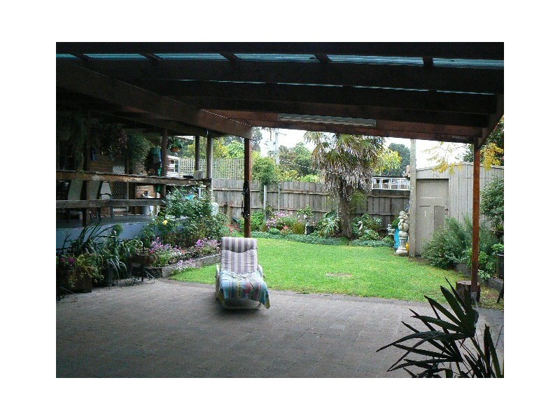 21 CARLYLE STREET, Orbost VIC 3888