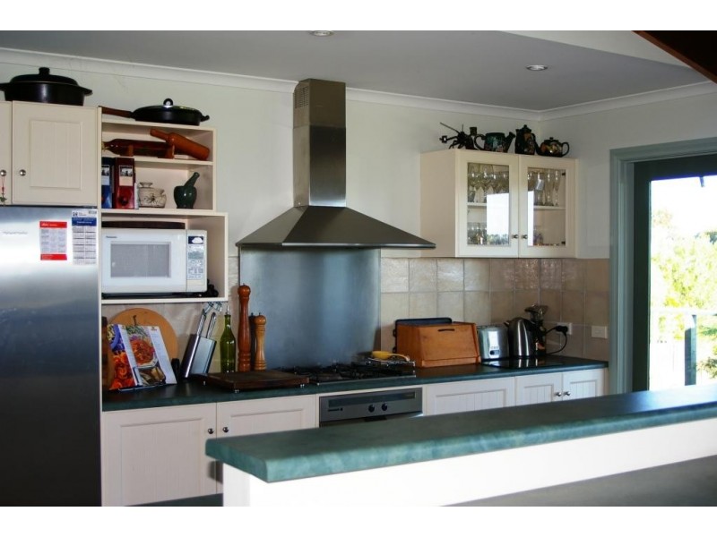 588 LAKE ROAD, Orbost VIC 3888