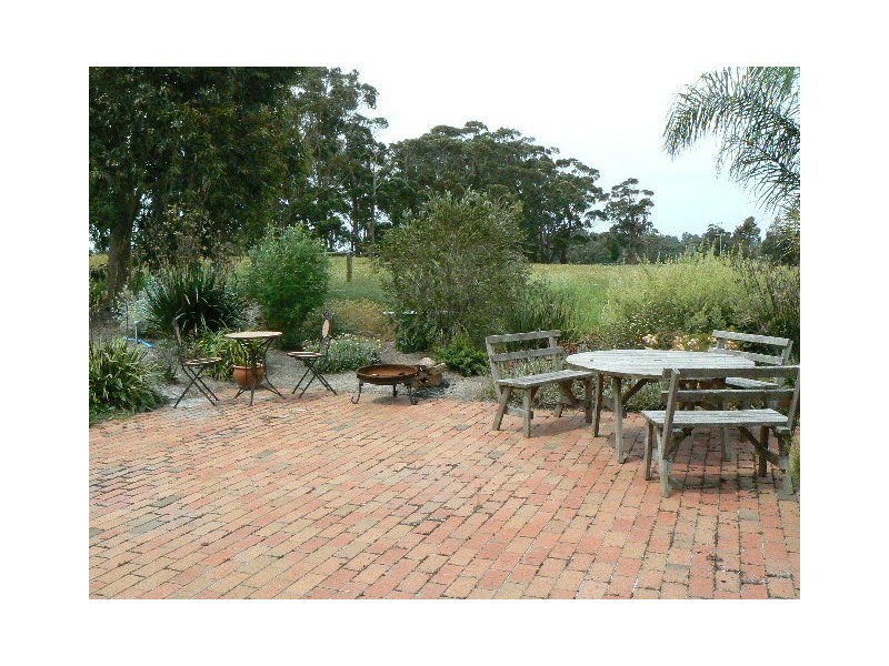 588 LAKE ROAD, Orbost VIC 3888