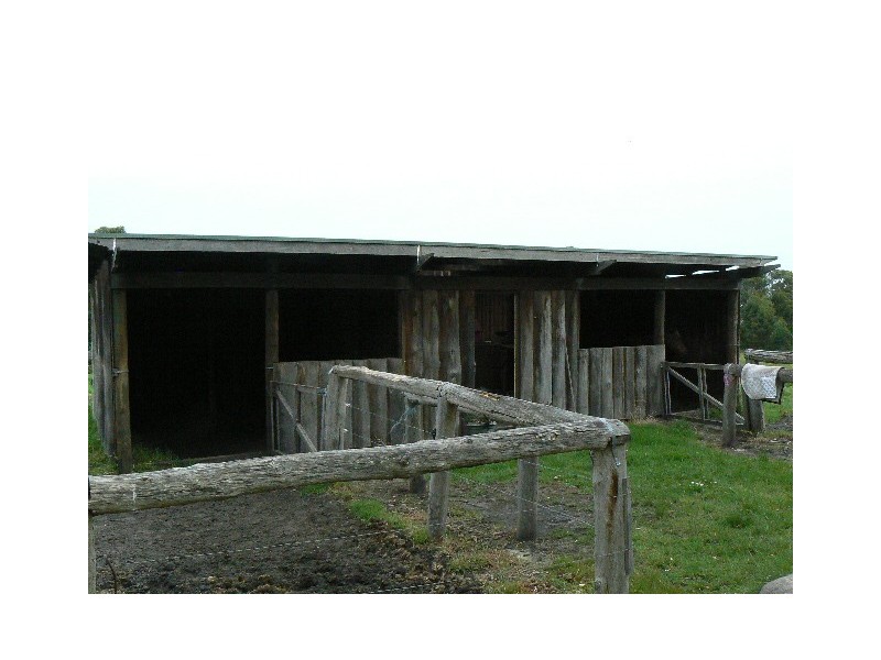 588 LAKE ROAD, Orbost VIC 3888