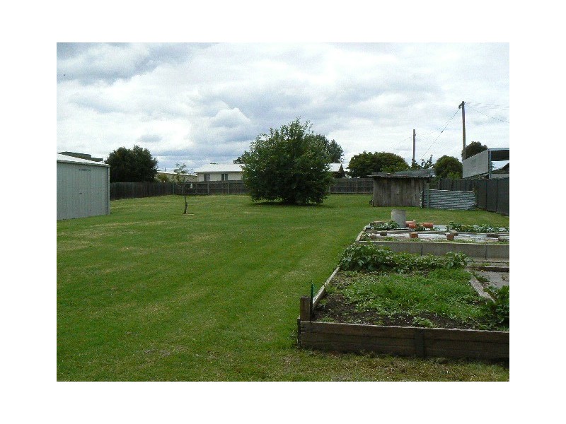 7 SCOTT STREET, Orbost VIC 3888