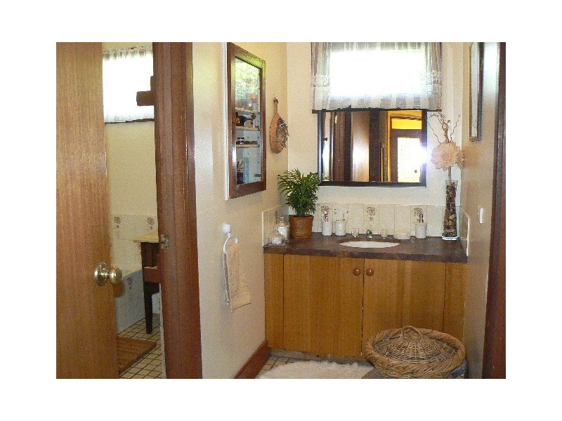 91 GLADSTONE STREET, Orbost VIC 3888