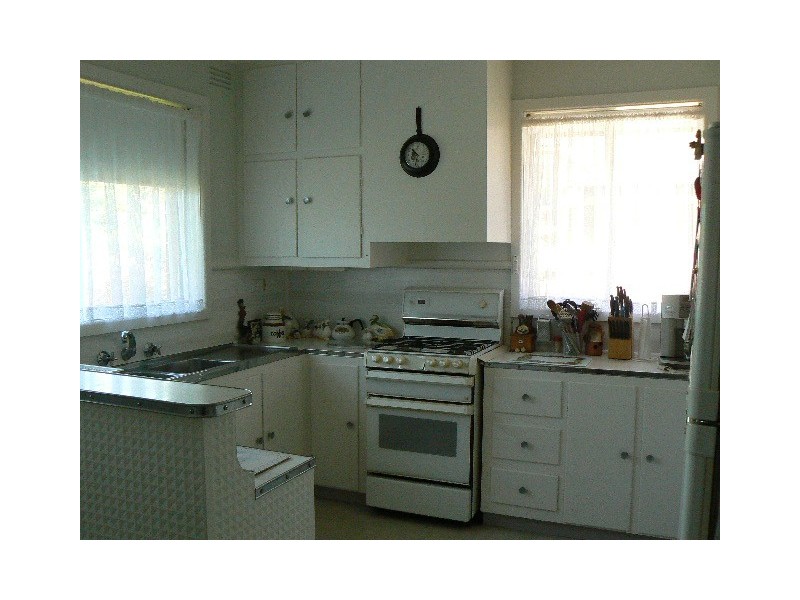 19 WOLSELEY STREET, Orbost VIC 3888