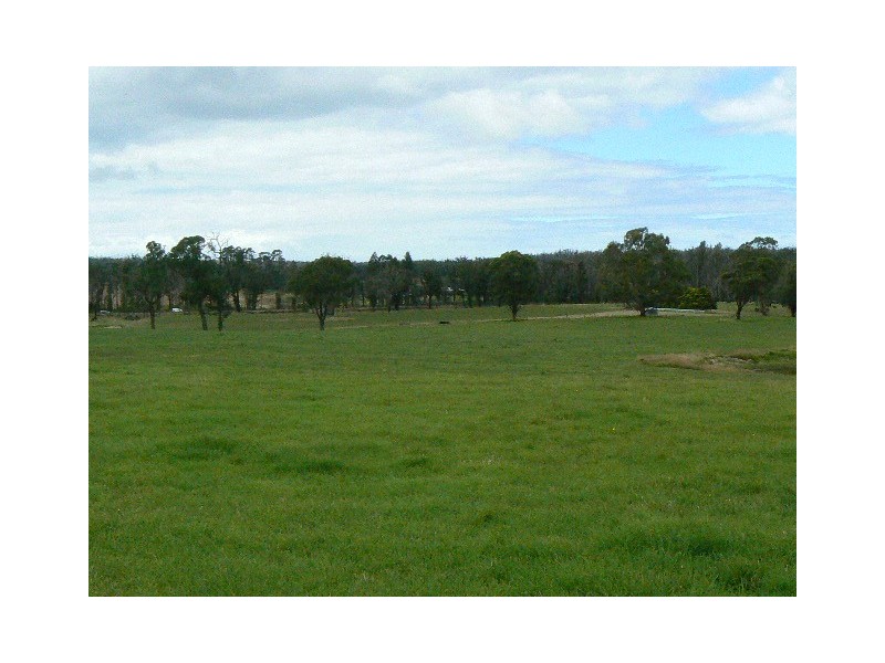3867 PRINCES HIGHWAY, Orbost VIC 3888