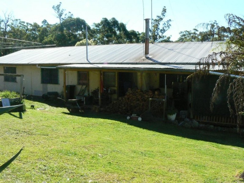 17 SCHOOL ROAD, Club Terrace VIC 3889