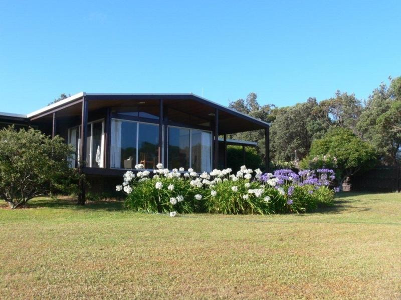 19 STEWART STREET, Marlo VIC 3888