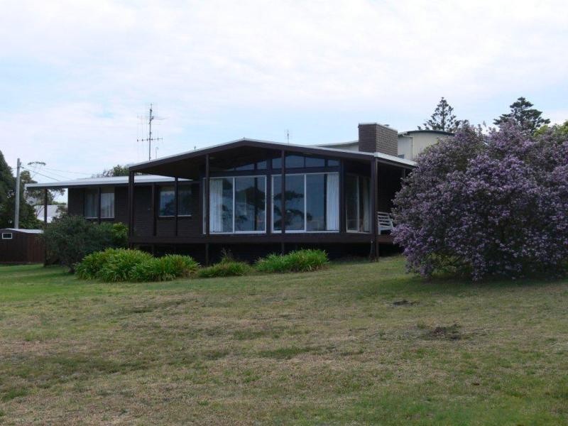 19 STEWART STREET, Marlo VIC 3888