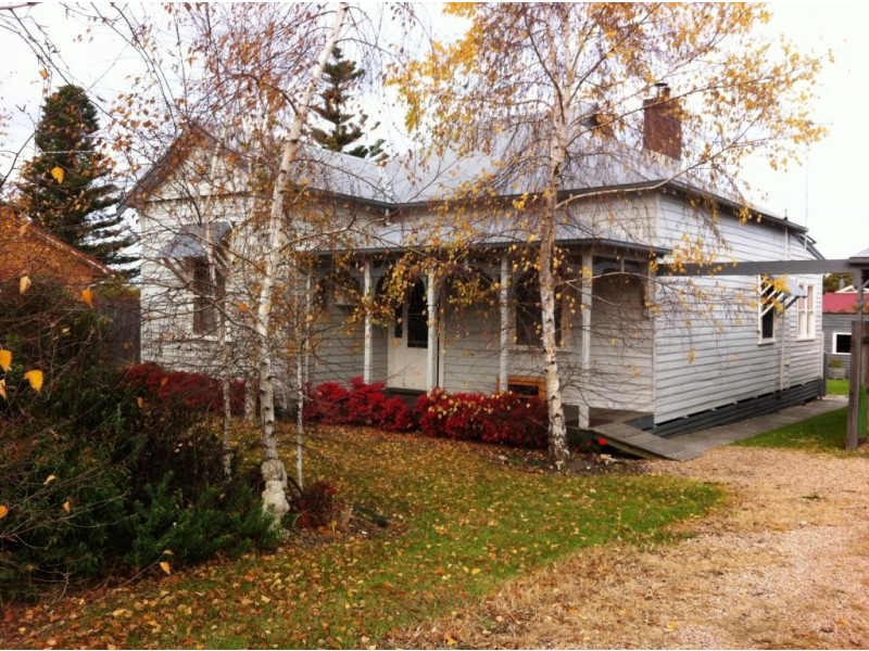 76 REED STREET, Orbost VIC 3888