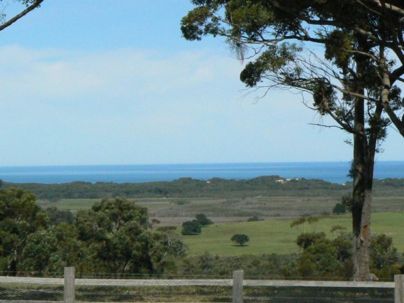 164 LAKE ROAD, Orbost VIC 3888