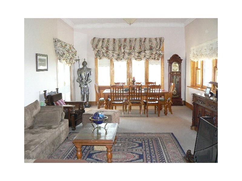 164 LAKE ROAD, Orbost VIC 3888