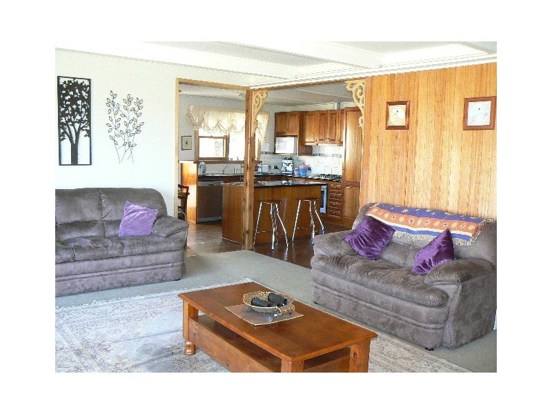 164 LAKE ROAD, Orbost VIC 3888