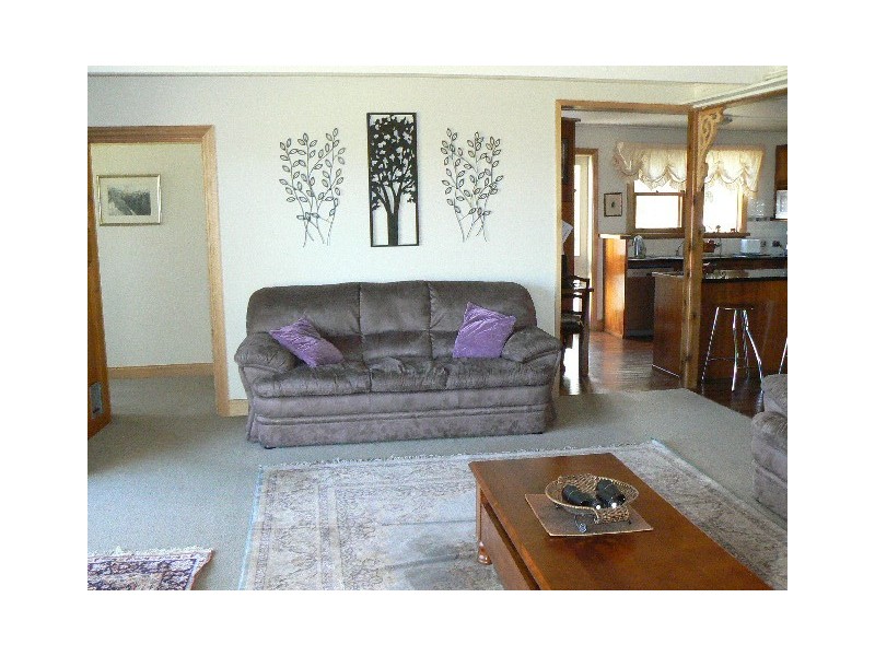 164 LAKE ROAD, Orbost VIC 3888