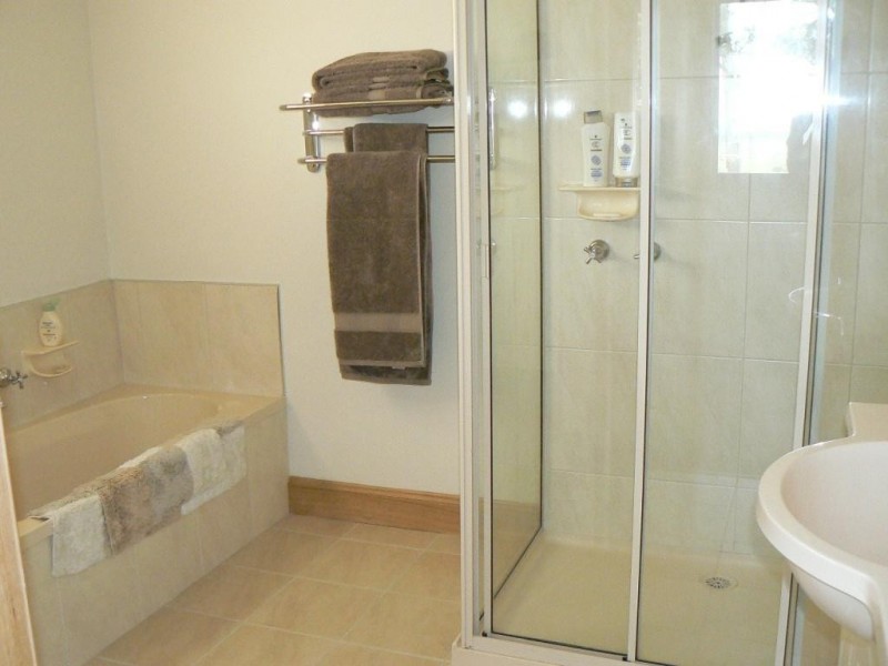 164 LAKE ROAD, Orbost VIC 3888