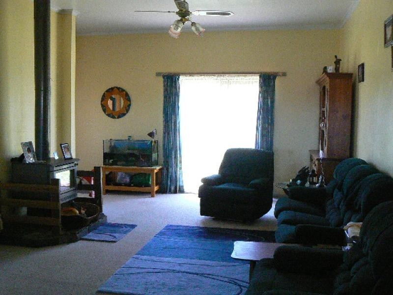 84 REED STREET, Orbost VIC 3888