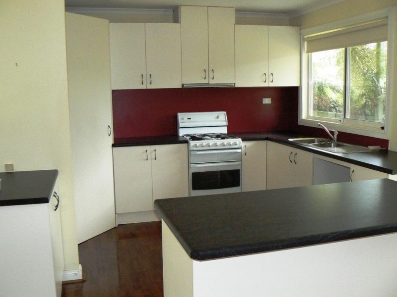 16 FARMERS LANE, Orbost VIC 3888