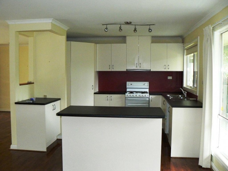 16 FARMERS LANE, Orbost VIC 3888