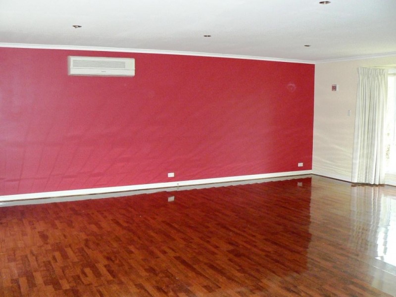 16 FARMERS LANE, Orbost VIC 3888