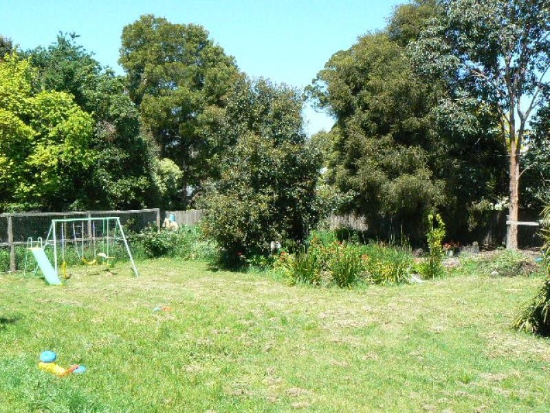 16 FARMERS LANE, Orbost VIC 3888