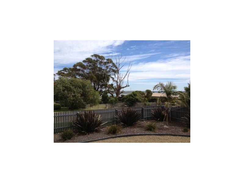 2 Willis Avenue, Marlo VIC 3888