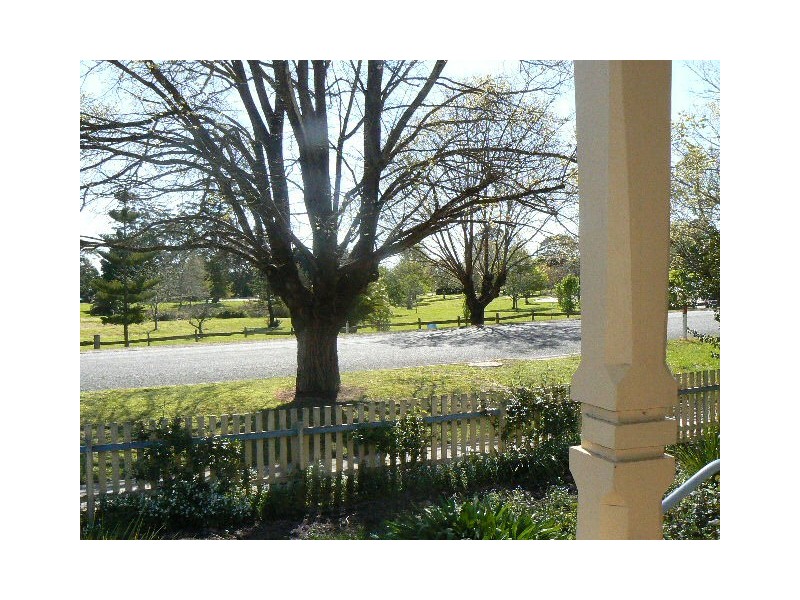 6 NICHOLSON STREET, Orbost VIC 3888