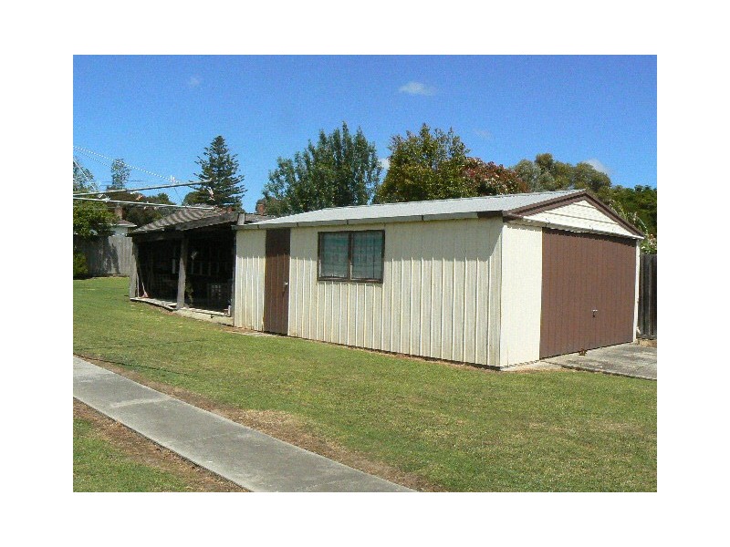 64 GORDON STREET, Orbost VIC 3888