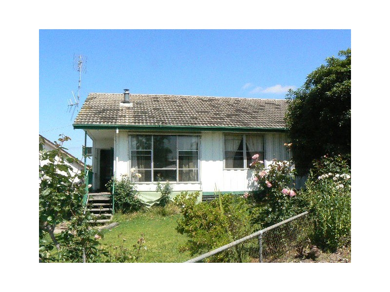 64 WOLSELEY STREET, Orbost VIC 3888