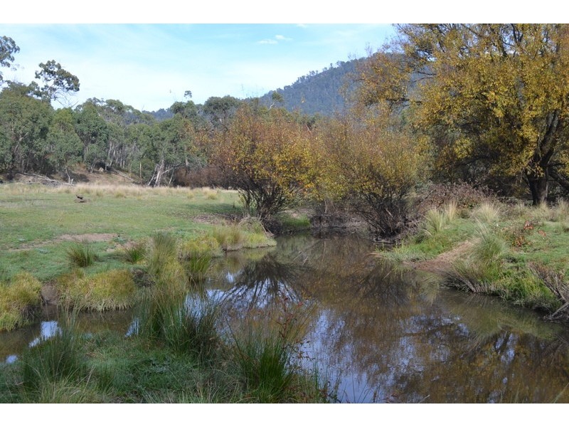 718 McKinnons Road, Benambra VIC 3900