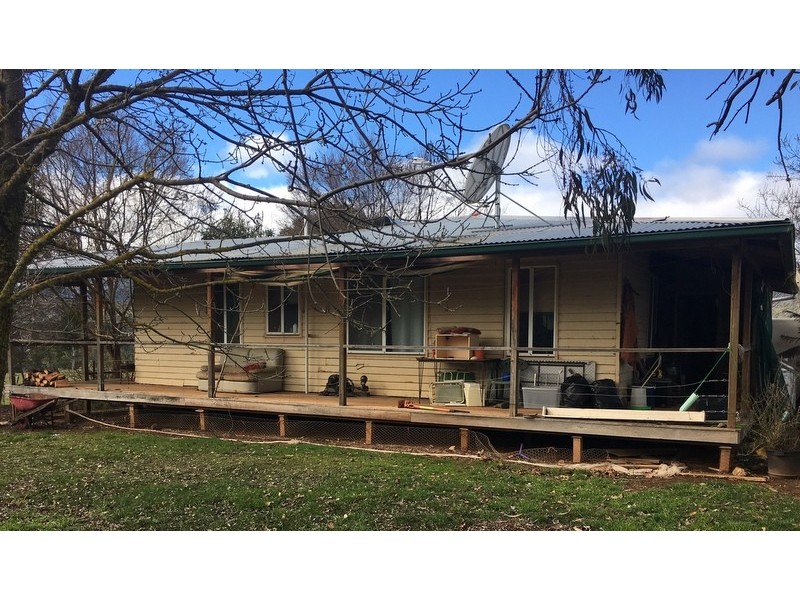 70 Snowys Track, Benambra VIC 3900