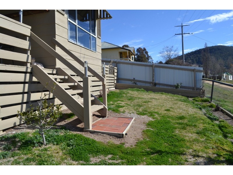 9 Camp Street, Omeo VIC 3898