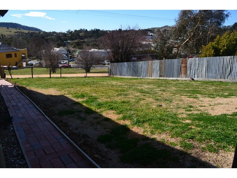 9 Camp Street, Omeo VIC 3898