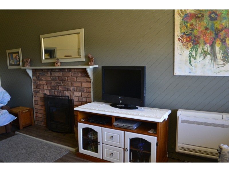 9 Camp Street, Omeo VIC 3898