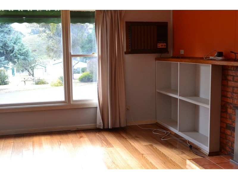 5064 Great Alpine Road, Ensay VIC 3895