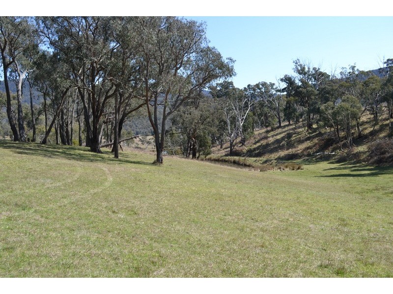 169 Porphery Hill Track, Benambra VIC 3900