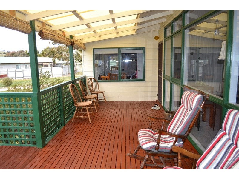 15 Stanley Drive, Omeo VIC 3898