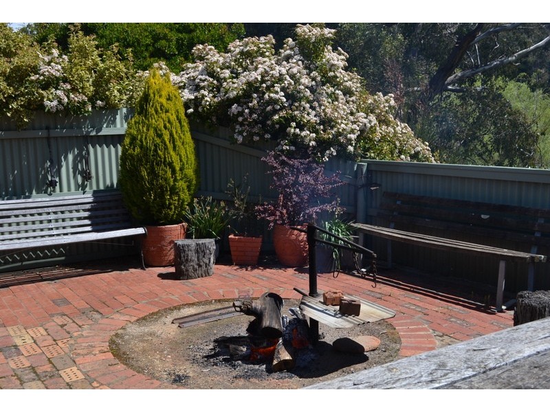 7 Tablelands Road, Benambra VIC 3900