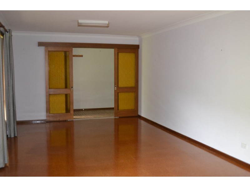 92 Day Avenue, Omeo VIC 3898