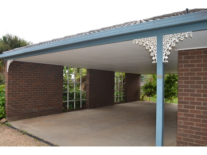 92 Day Avenue, Omeo VIC 3898