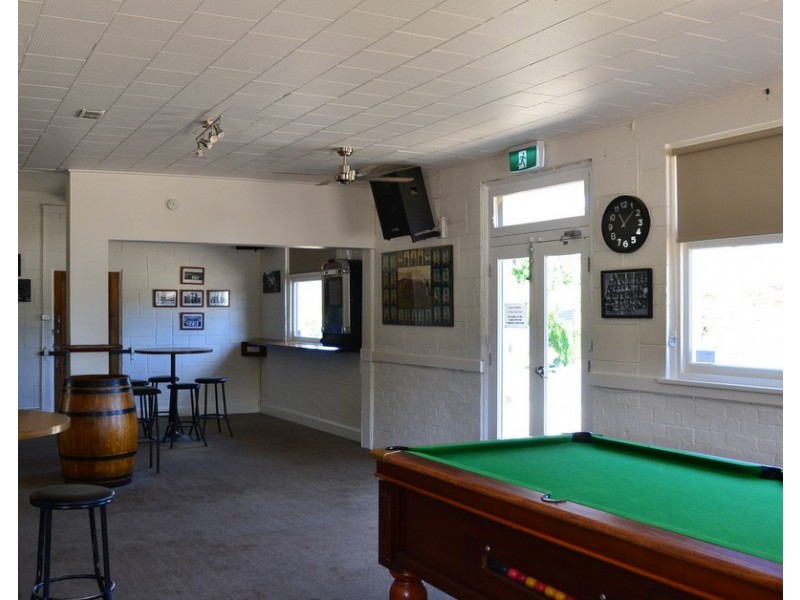 107 Day Avenue, Omeo VIC 3898