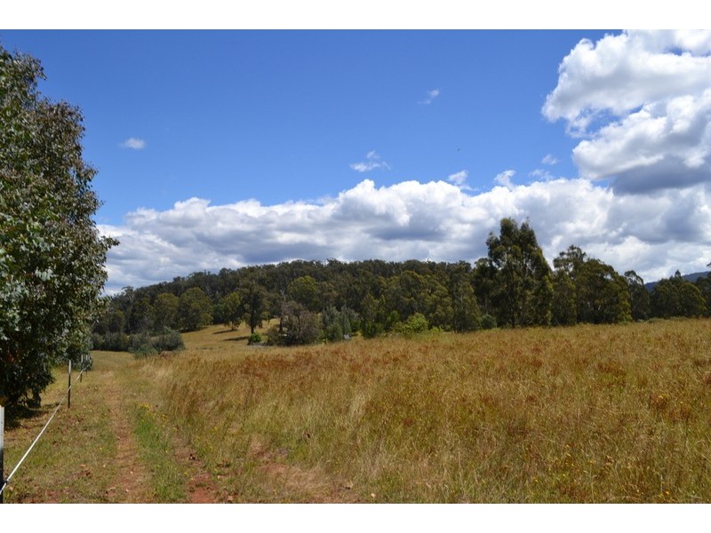 13 Snowys Track, Benambra VIC 3900