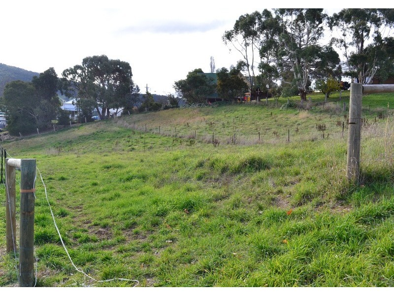 12 Cooper Street, Omeo VIC 3898