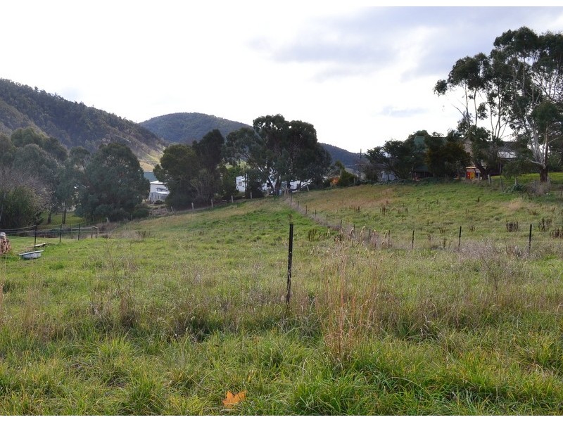 12 Cooper Street, Omeo VIC 3898