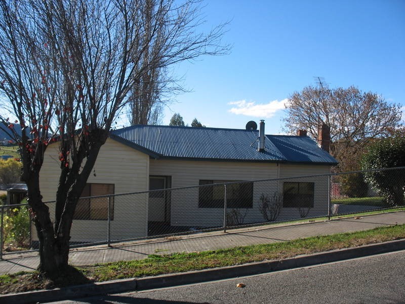 9 Sebastopol Hill Road, Omeo VIC 3898