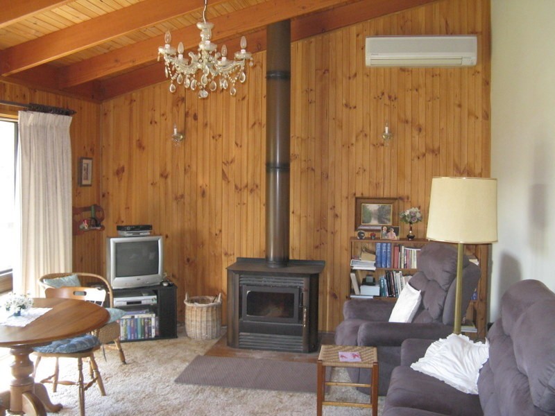 20A Little River Road, Ensay VIC 3895