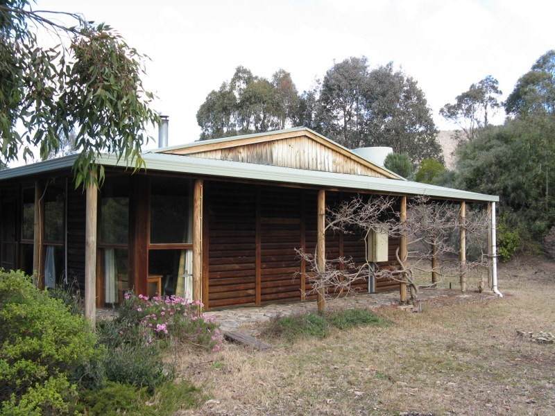 26 Cemetry Gully Road, Cassilis via, Omeo VIC 3898