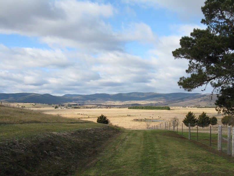 61 MacFarlane Street, Benambra VIC 3900